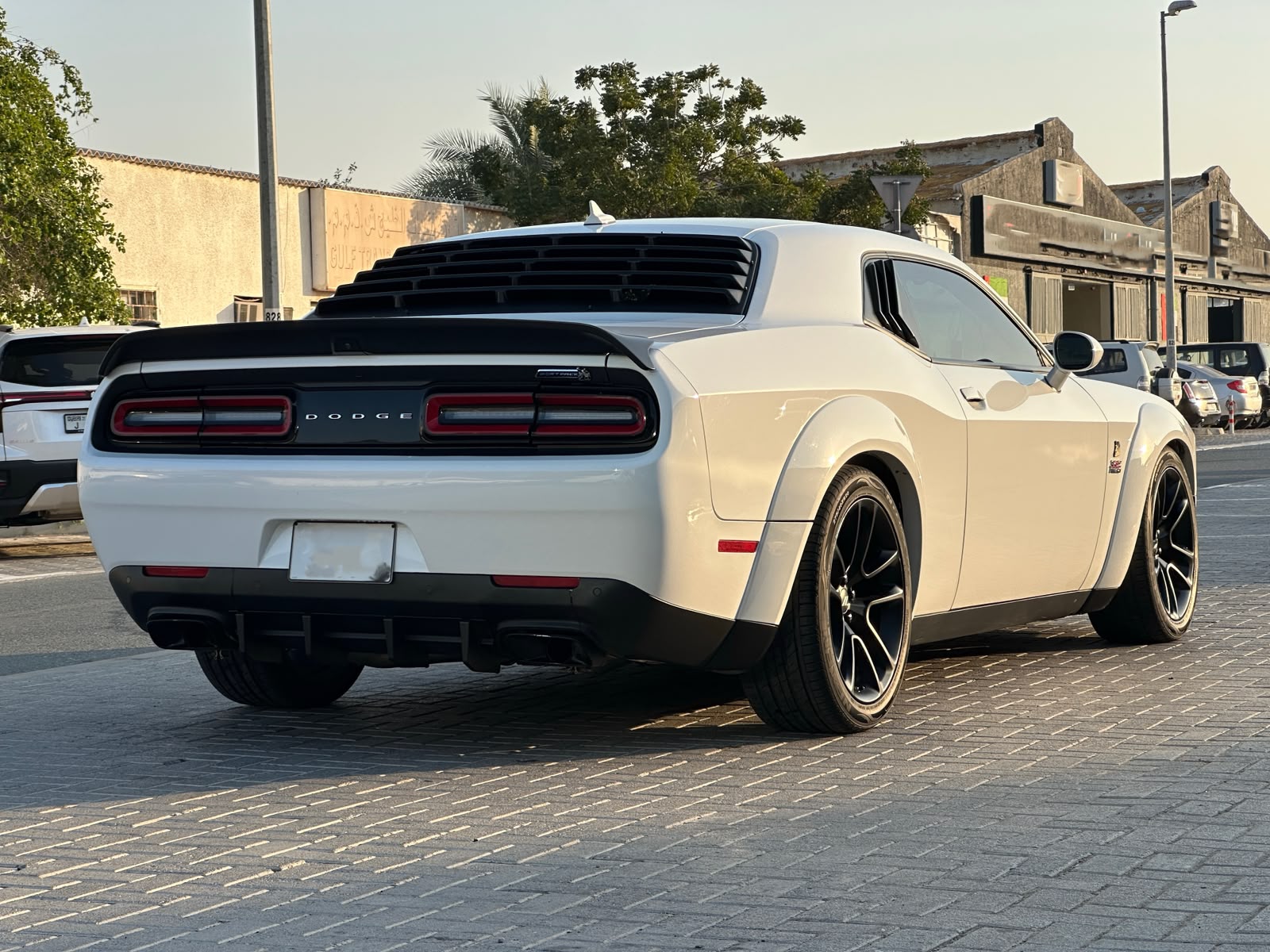 Blanco Dodge Challenger SRT V8 2021